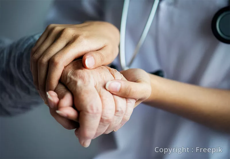 Photo : Valérie Larbalestrier & Eugénie Hubin, Infirmières à domicile à Verviers